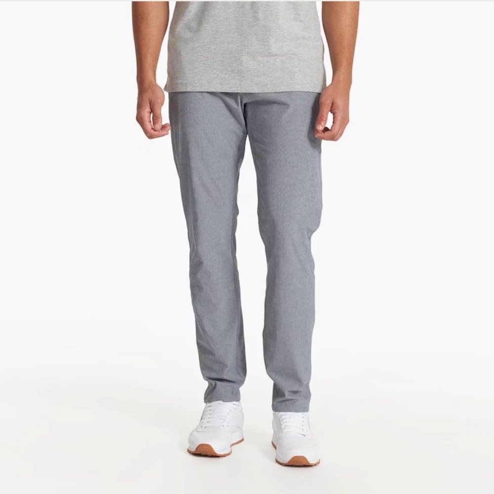 Vuori Men’s Aim Pant Light Azure Size 32 NWT
